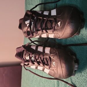 Mens baseball cleats